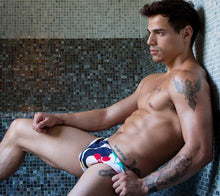 Load image into Gallery viewer, Levi Karter