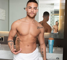 Load image into Gallery viewer, Beaux Banks
